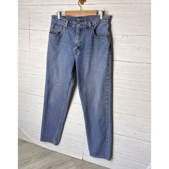 Levis Jeans Mens Size 33 X 32 550 '92 Medium Wash 100% Cotton Classic Denim - Picture 5 of 16